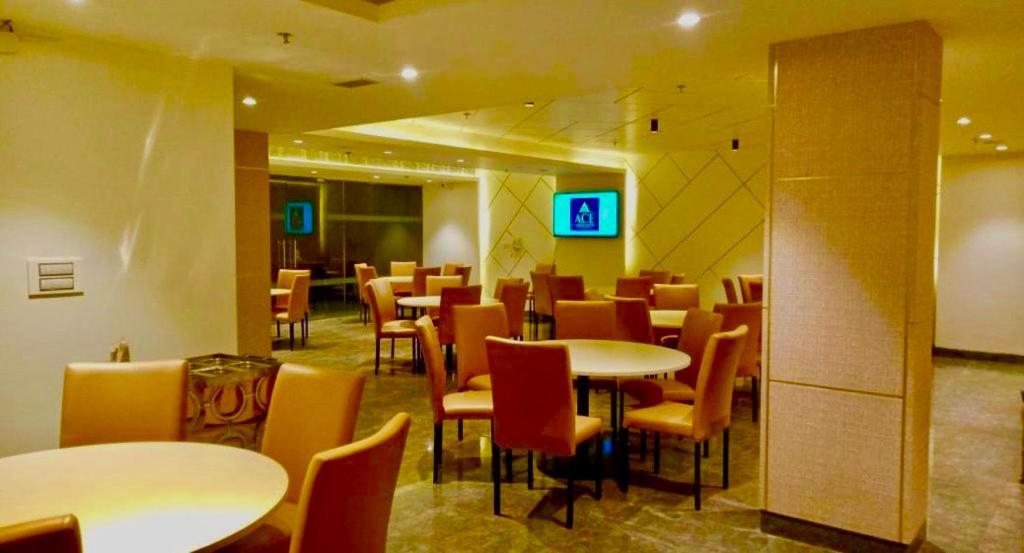 Ace Iconic Hotell Greater Noida Eksteriør bilde