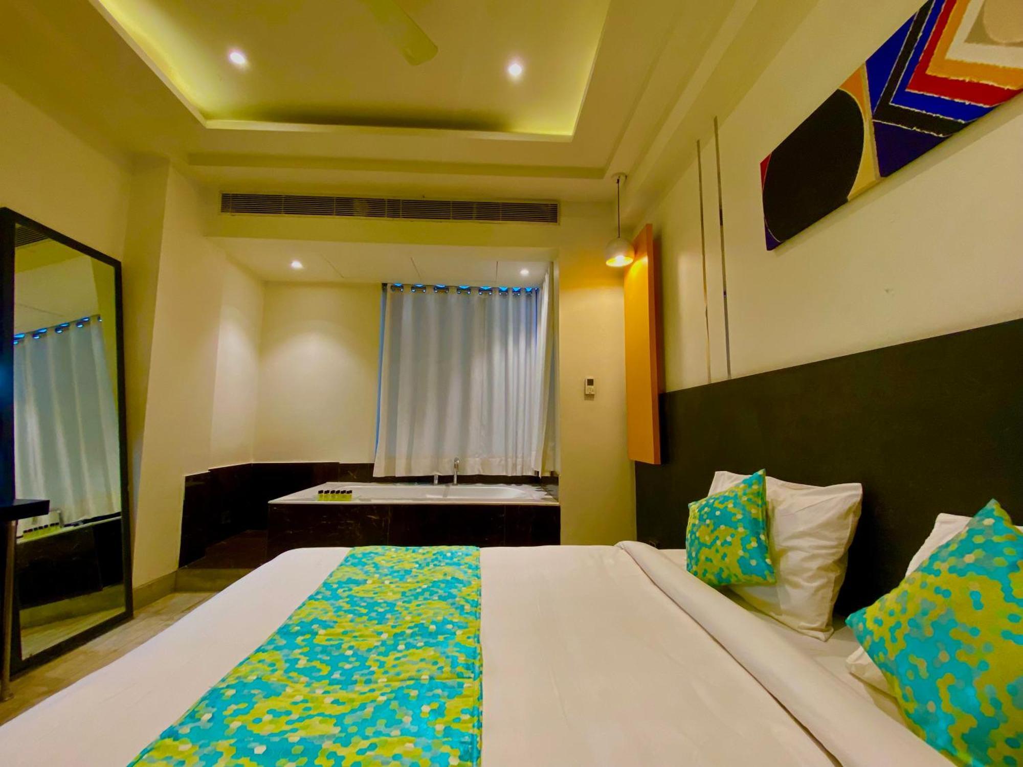 Ace Iconic Hotell Greater Noida Eksteriør bilde