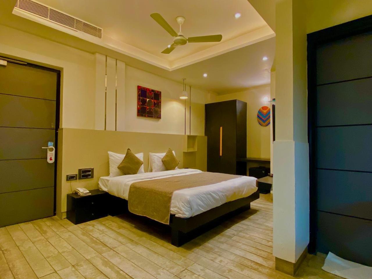 Ace Iconic Hotell Greater Noida Eksteriør bilde